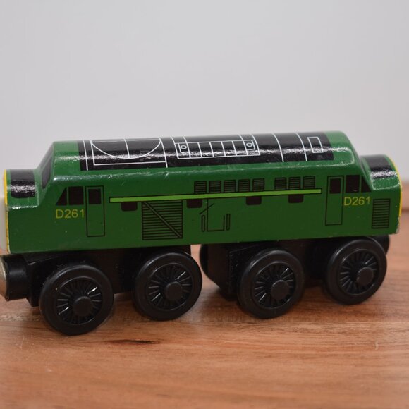 D261 The Diesel 1999 - Thomas & Friends Wooden Railway Trains Engine Magnetic - Picture 5 of 7